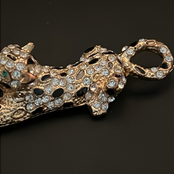 Vintage Unbranded Enamel & Rhinestone Encrusted Cheetah Pendant 50g. - Picture 4 of 6